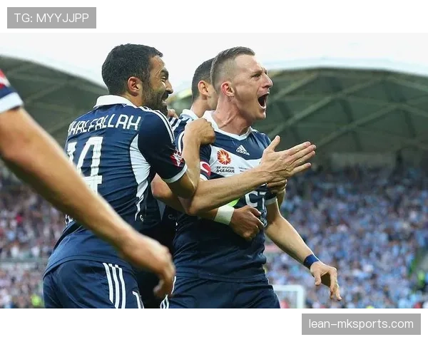 恰尔汗奥卢在关键比赛中表现稳健，助力球队取得重要胜利